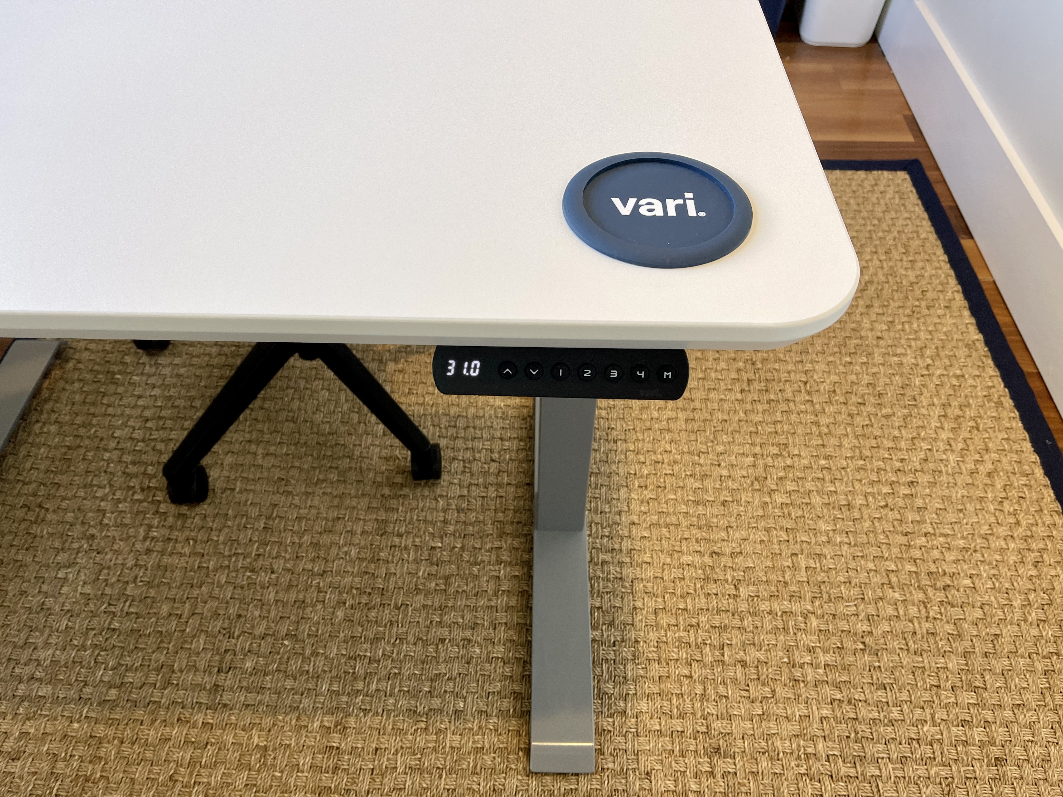 VARIDESK sit-stand controls